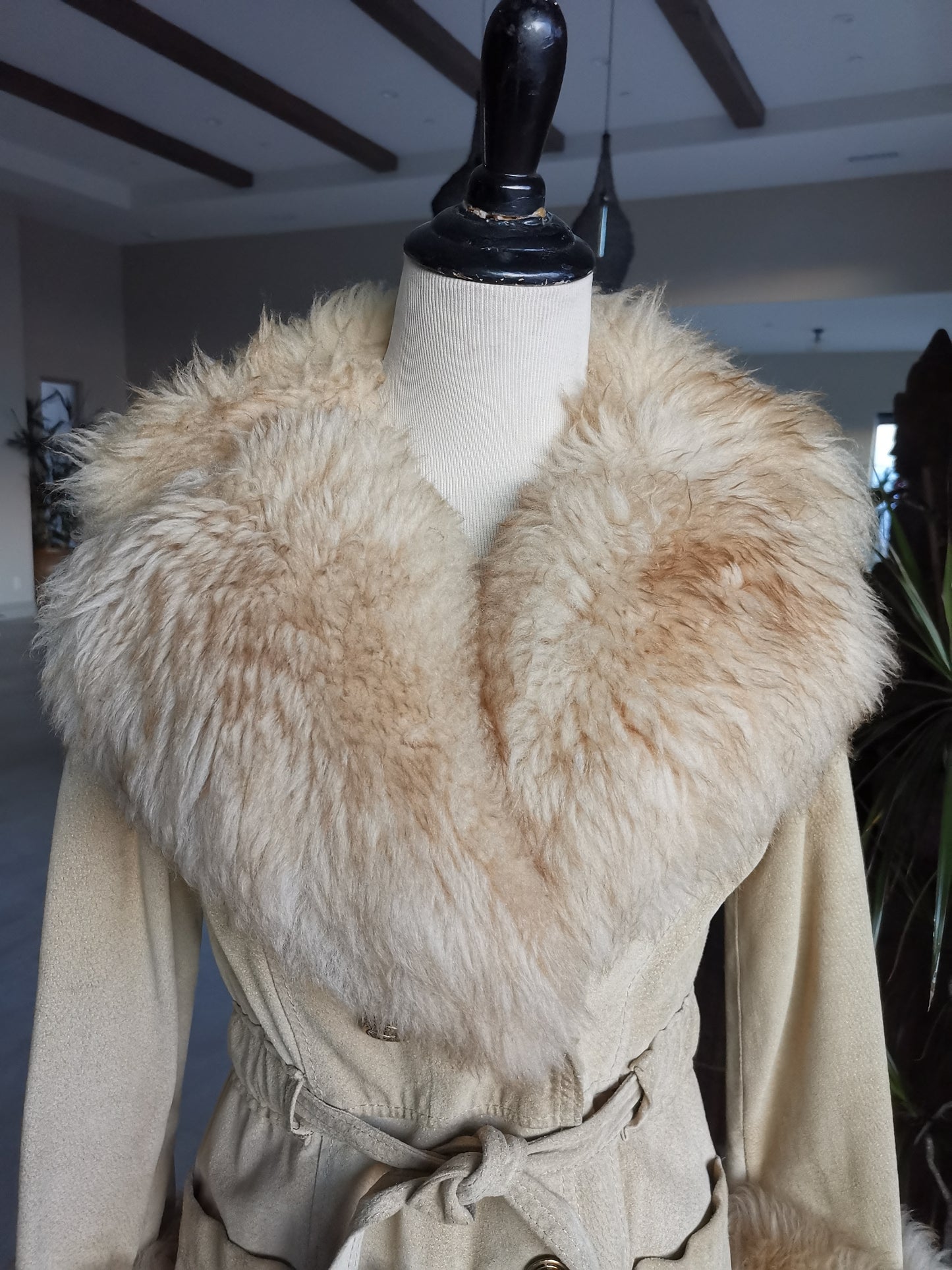 70's Glam massive lamb fur collar tan suede belted/wrap trimmed double breasted Coat sz Small/Med