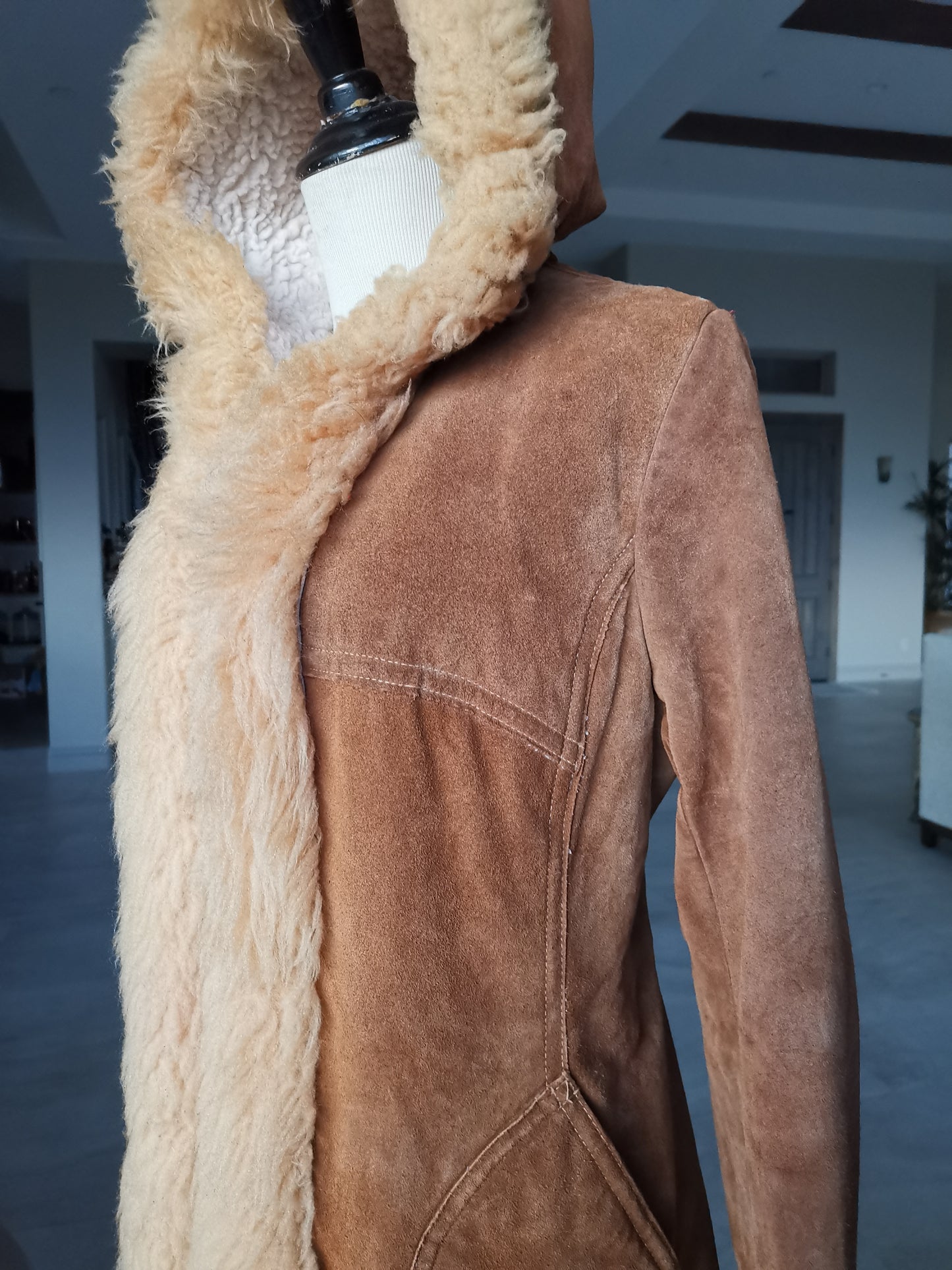 70's Light brown suede / lamb fur Penny Lane coat/jacket sz. S//M