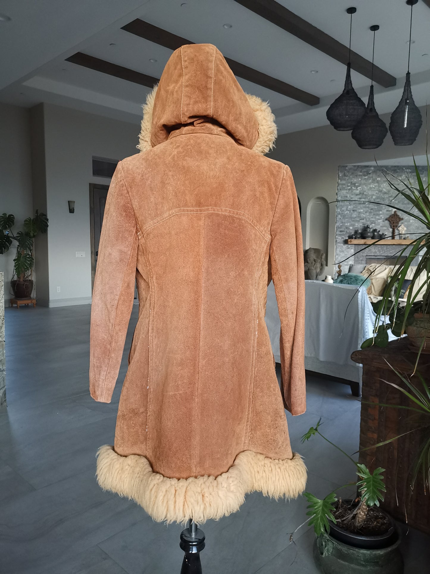 70's Light brown suede / lamb fur Penny Lane coat/jacket sz. S//M